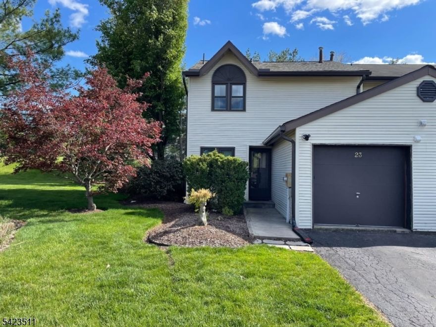 This 2-bedroom, 2.5-bath townhouse end unit is located in Sun Ridge. The heart of the home is the living room featuring vaulted ceilings and a stunning floor-to-ceiling stone fireplace, perfectly complemented by hardwood floors. The kitchen flows into the living room area, ideal for entertaining. Step outside to your private, fenced-in rear yard a rare find in townhome living. Enjoy the community amenities including a pool, tennis courts, playgrounds, and walking paths. Move-in ready. 2022 New Hot Water Hearter, 2023 New Furnance and A/C Unit and New Roof, less than a year.