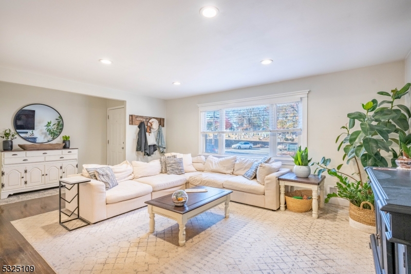 Hill - Residential Lease