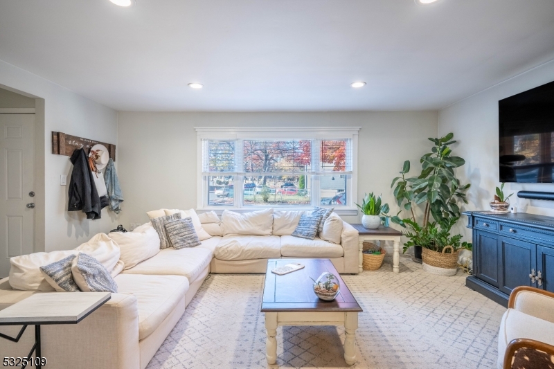 Hill - Residential Lease