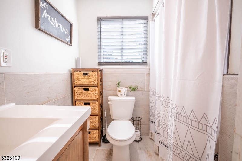 Hill - Residential Lease