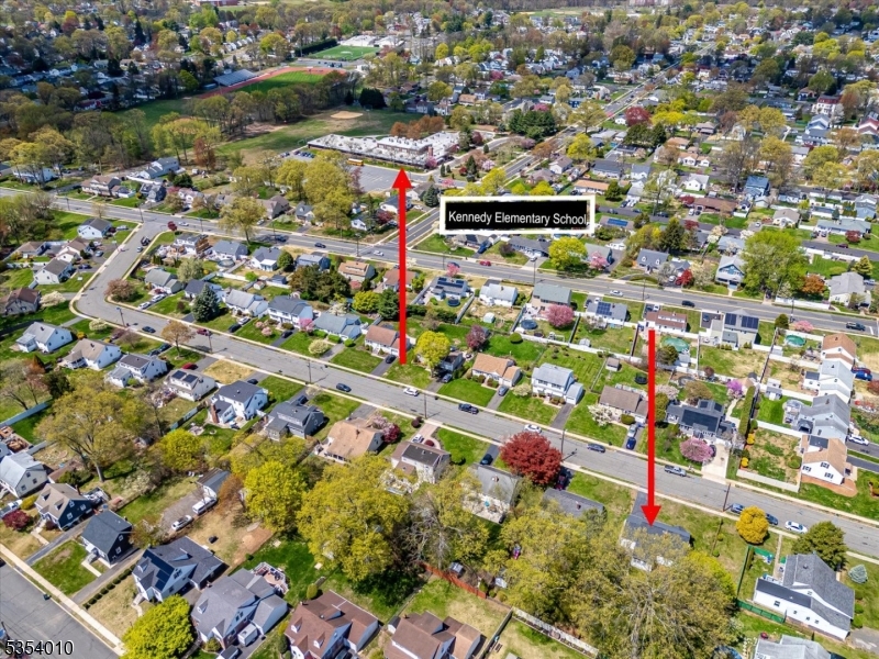 South Plainfield Boro, New Jersey 07080, United States, 4 Bedrooms Bedrooms, ,2 BathroomsBathrooms,Residential,Pending,119076