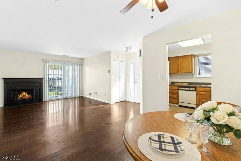 The Pointe at GallopingHill - Residential