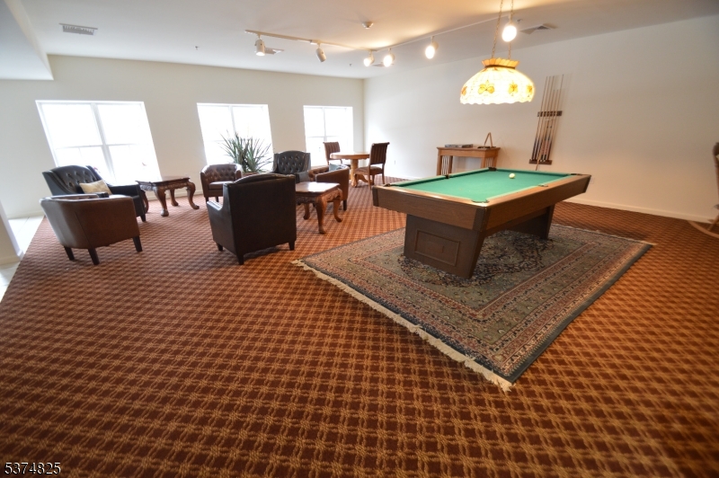 Kings View on the Pond - Residential Lease