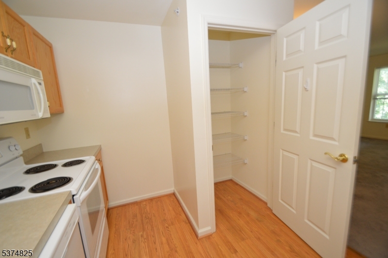 Kings View on the Pond - Residential Lease