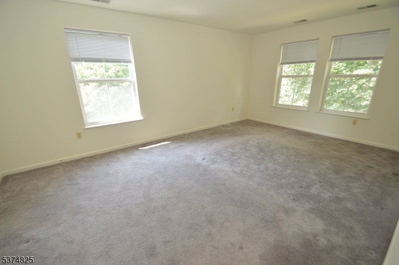 Kings View on the Pond - Residential Lease