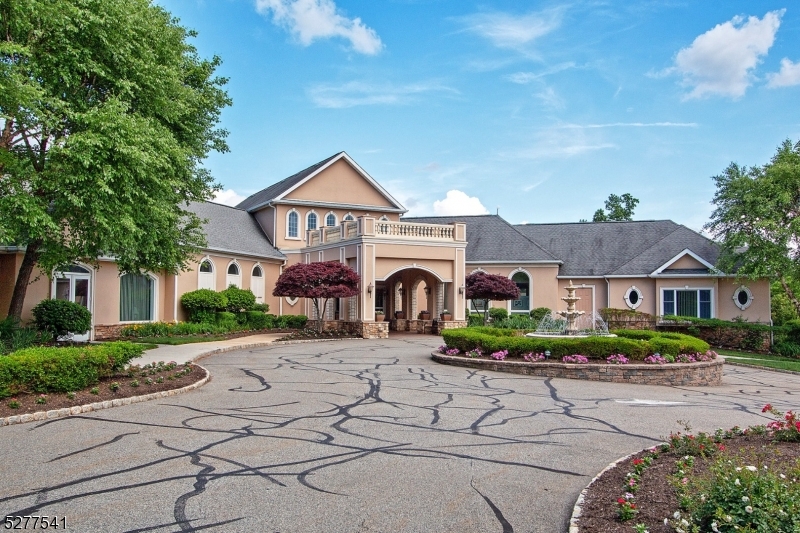 Fox Hills - Residential Lease