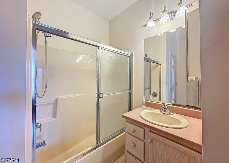 Fox Hills - Residential Lease