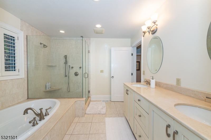 Rock Ridge Lake - Residential