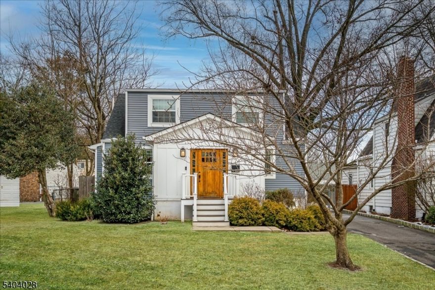 Welcome to 152 4th St, a beautifully renovated 3-bedroom, 2.5-bath home in Clara Barton. Completely updated in 2023, this turn-key home combines modern comfort with a prime location just minutes from downtown Metuchen and the train station with direct service to NYC.   The open floor plan is bright and inviting, perfect for everyday living and entertaining. The updated kitchen features modern appliances, ample cabinet space, and a large center island ideal for casual dining and hosting. Hardwood floors and recessed lighting enhance the home's warm, modern feel, while multi-zone heating and cooling ensure year-round comfort and energy efficiency.Upstairs, three spacious bedrooms include a primary suite with a walk-in closet and full bath, complemented by a second full bath. A convenient half bath on the main level adds practicality. The finished basement offers valuable additional living space perfect for a family room, home office, or gym.Outside, enjoy a private backyard ideal for relaxation or gatherings, along with a sprinkler system for easy lawn maintenance. An oversized 2-car detached garage offers ample space for vehicles, storage, or a workshop.With thoughtful updates, flexible living space, and a location close to transit, parks, and a vibrant downtown, 152 4th St is a move-in-ready home in one of Edison's most desirable neighborhoods.