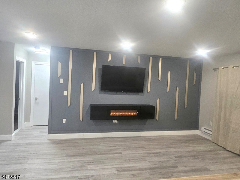 EATON BROOK - Residential