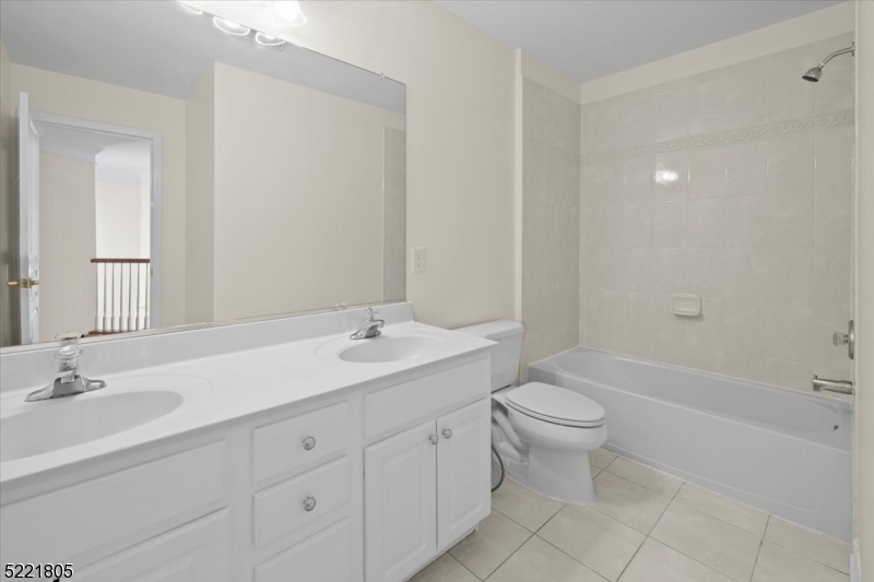 Hickory Hills - Residential