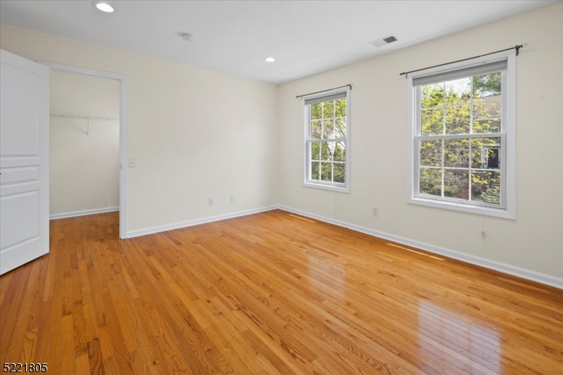 Hickory Hills - Residential