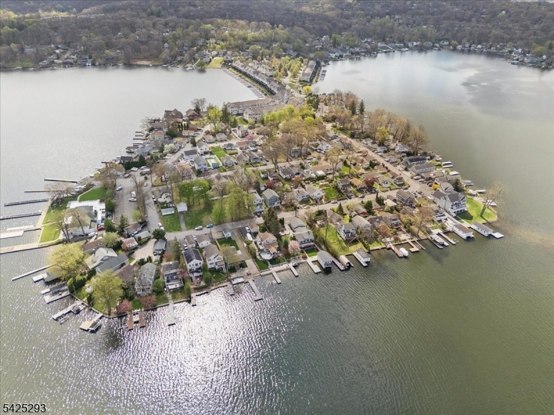 BERTRAND ISLAND - Residential