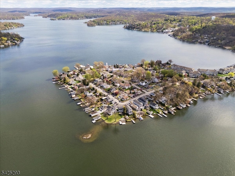 BERTRAND ISLAND - Residential