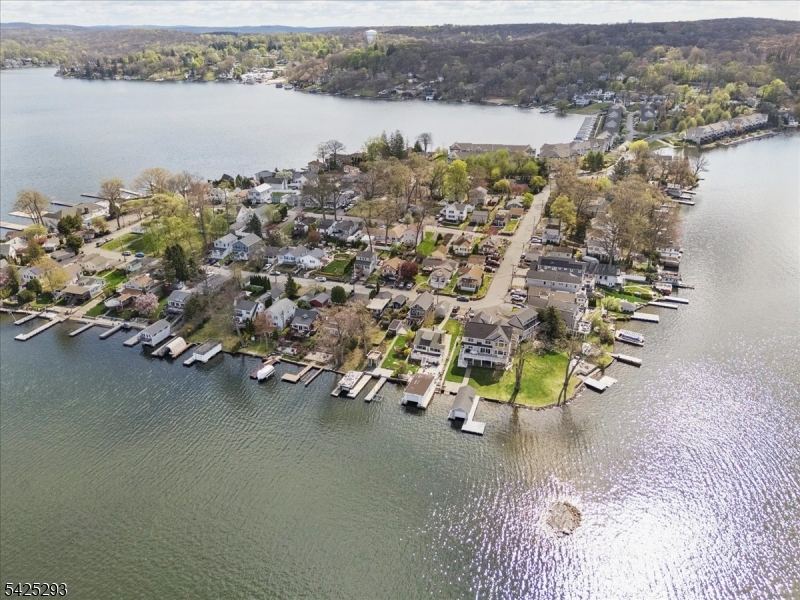 BERTRAND ISLAND - Residential