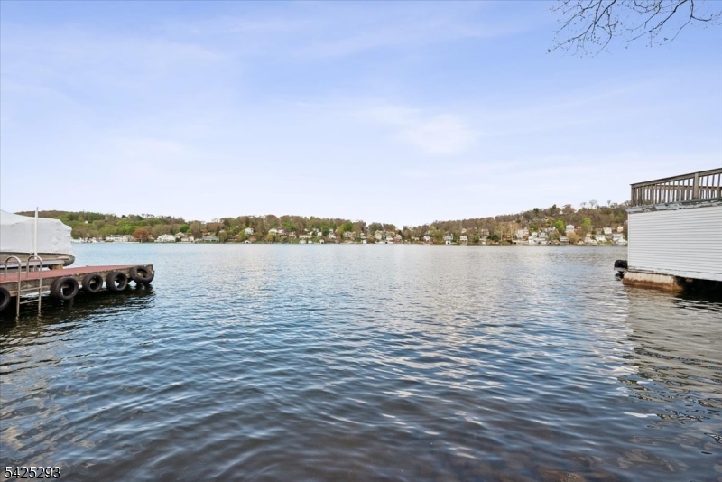BERTRAND ISLAND - Residential