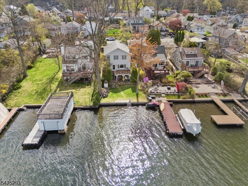 BERTRAND ISLAND - Residential