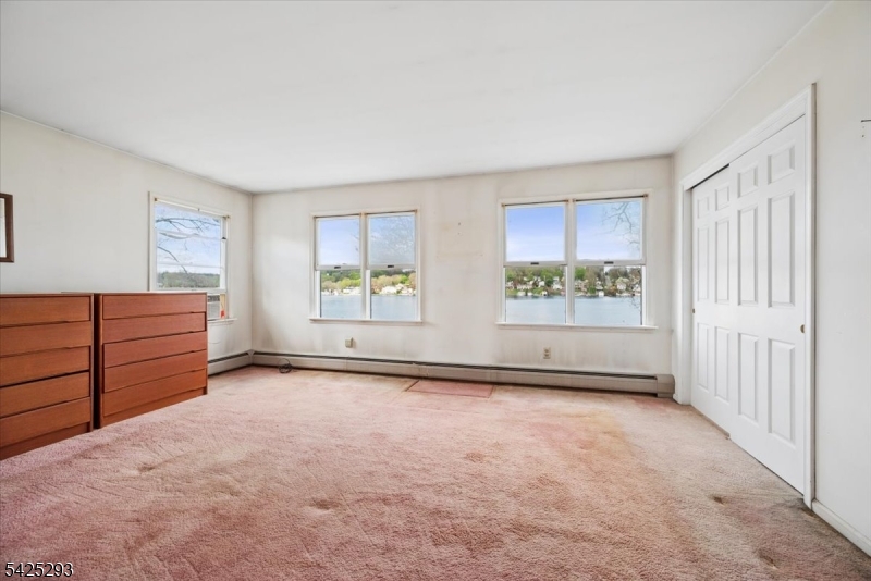 BERTRAND ISLAND - Residential