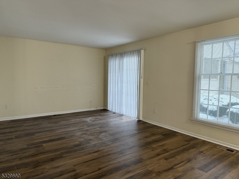 Spring Ridge - Residential