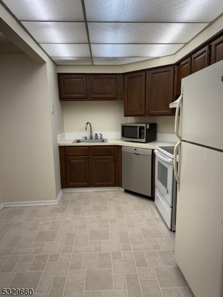 Spring Ridge - Residential