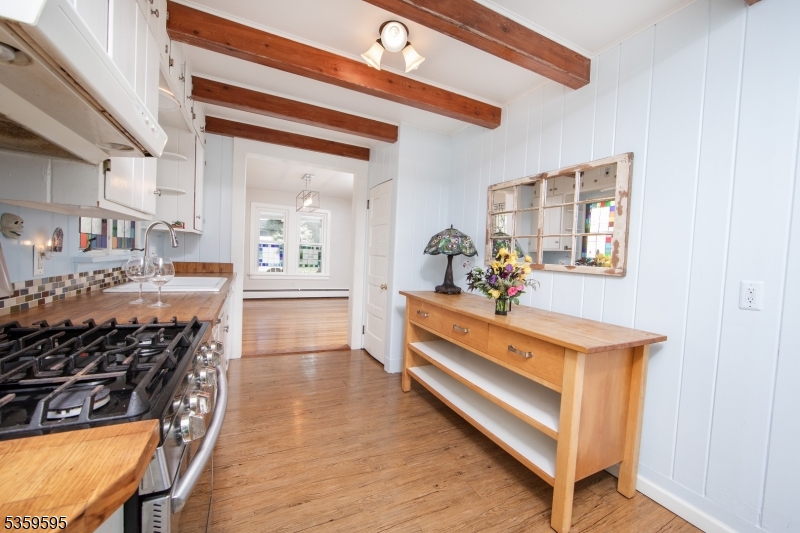 Stockton Boro, New Jersey 08559, United States, 3 Bedrooms Bedrooms, ,2 BathroomsBathrooms,Residential,Active,134869