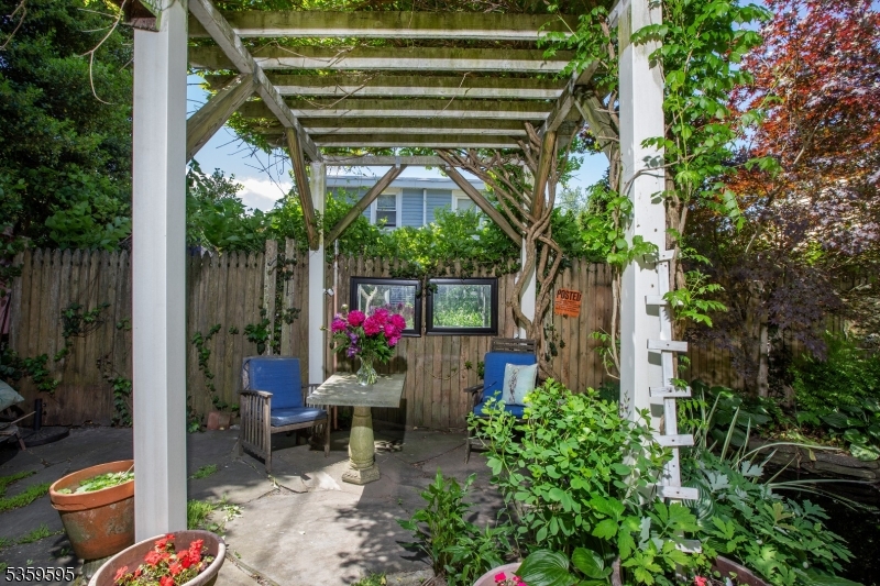 Stockton Boro, New Jersey 08559, United States, 3 Bedrooms Bedrooms, ,2 BathroomsBathrooms,Residential,Active,134869