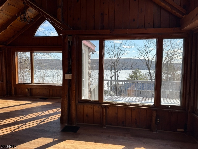 Lakeside Community - Residential Lease