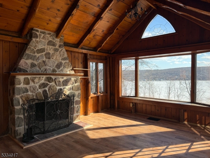 Lakeside Community - Residential Lease