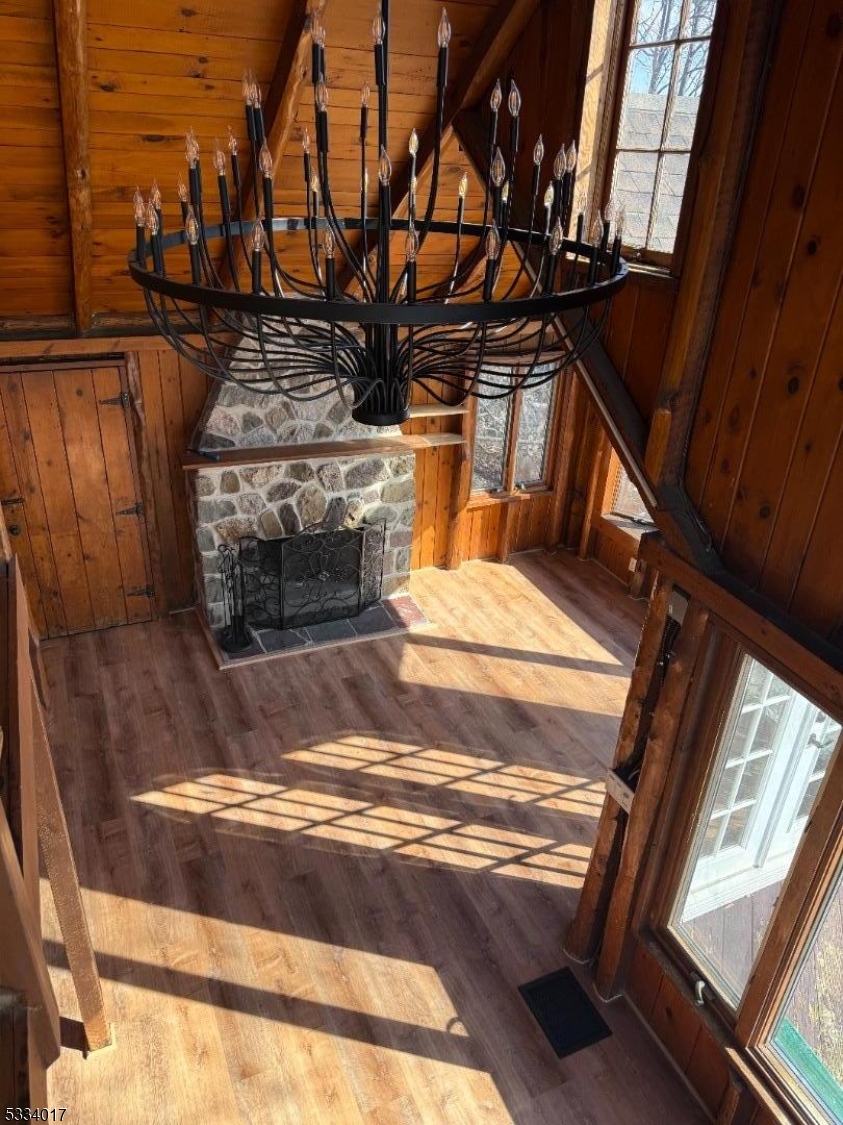 Lakeside Community - Residential Lease