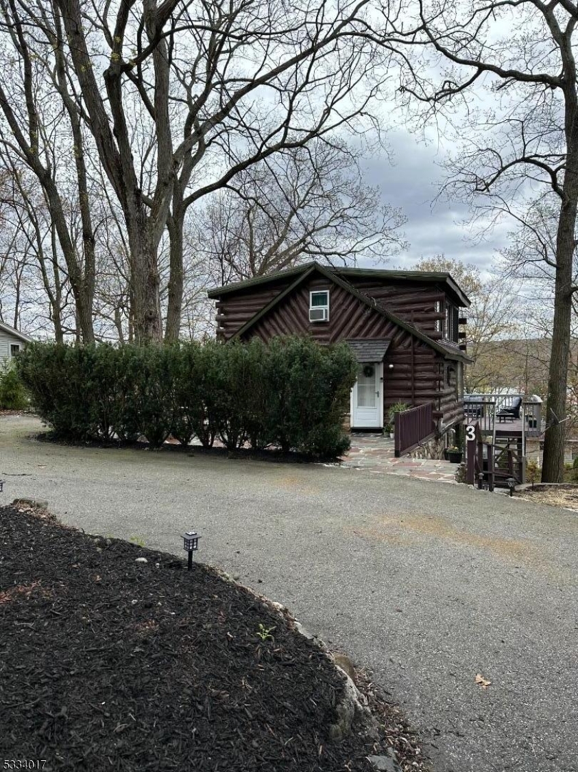 Lakeside Community - Residential Lease