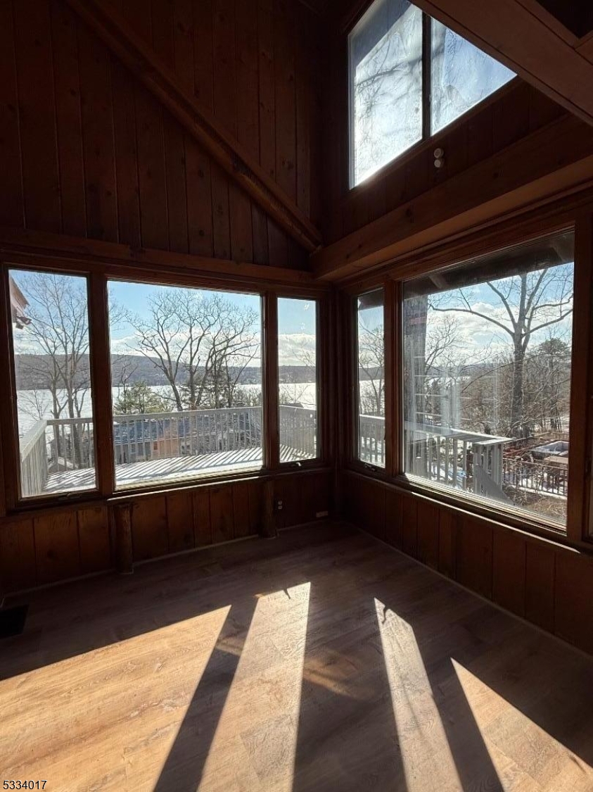 Lakeside Community - Residential Lease