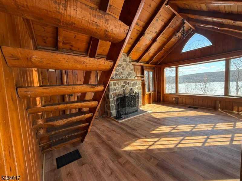 Lakeside Community - Residential Lease