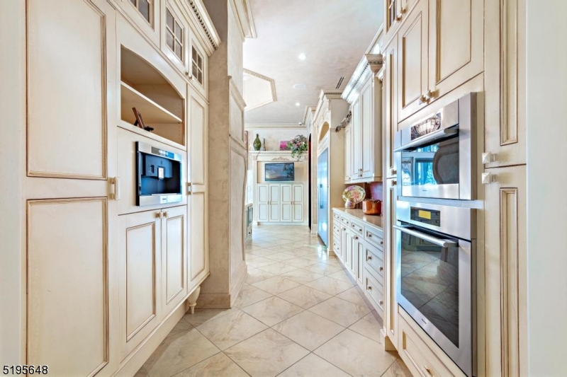 Majestic Woods - Residential