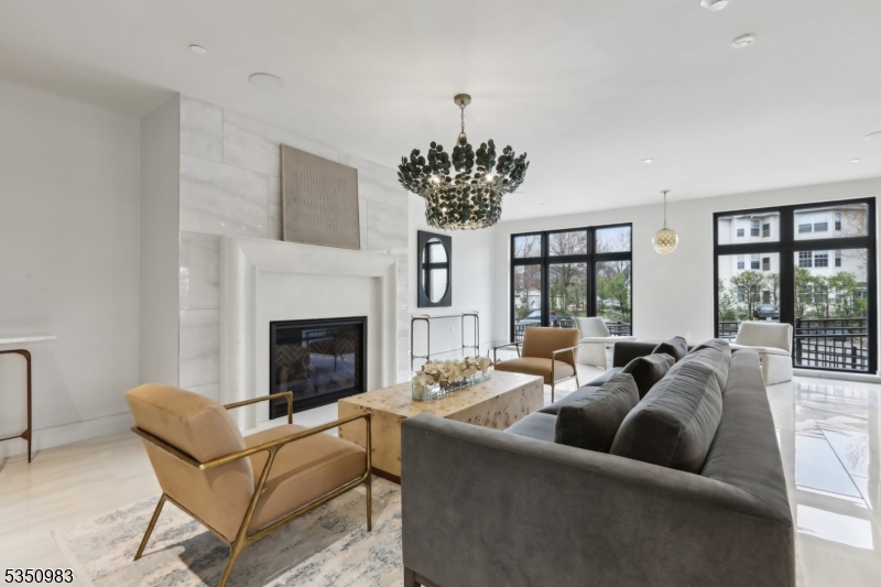 CLARUS-BERKELEYHEIGHTS - Residential Lease