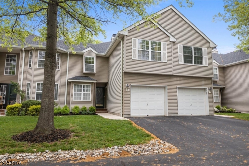 5 Roxiticus Ct