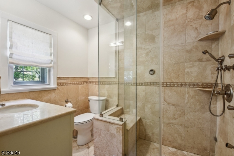 Knollwood - Residential