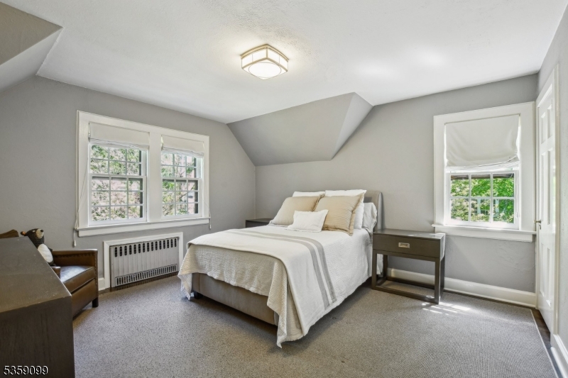 Knollwood - Residential