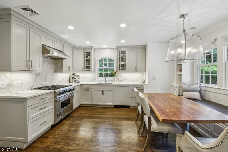 Knollwood - Residential