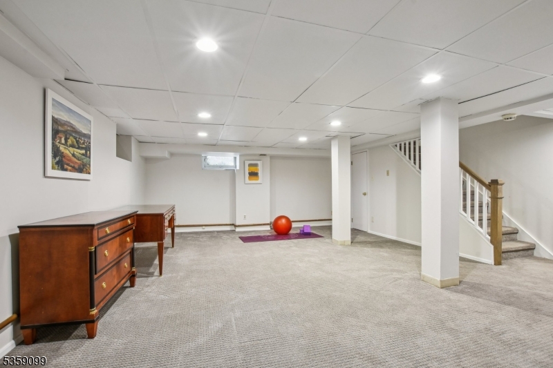 Knollwood - Residential