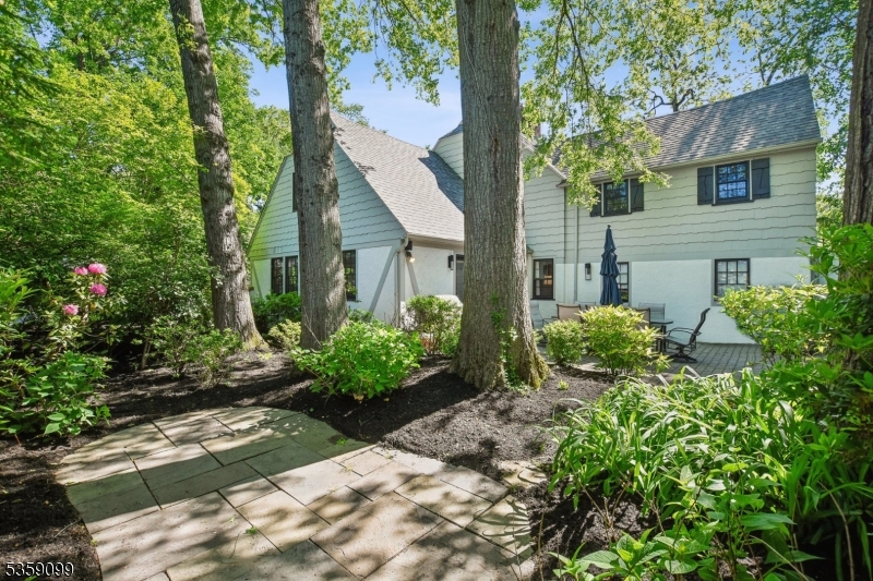 Knollwood - Residential