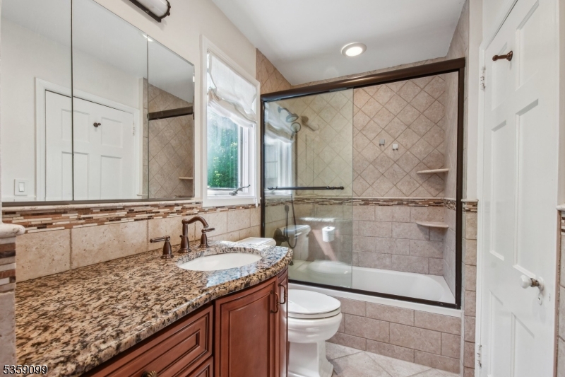 Knollwood - Residential