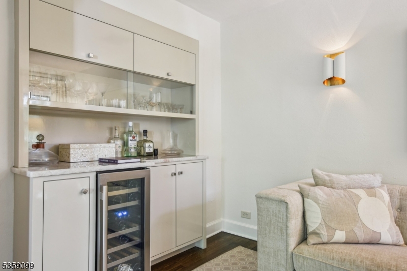 Knollwood - Residential