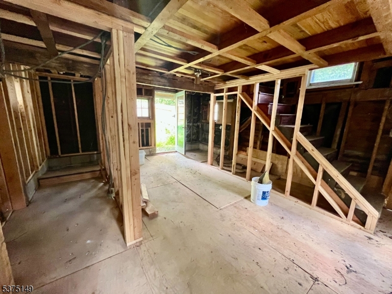 Whitehouse Station - Residential