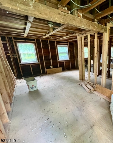 Whitehouse Station - Residential