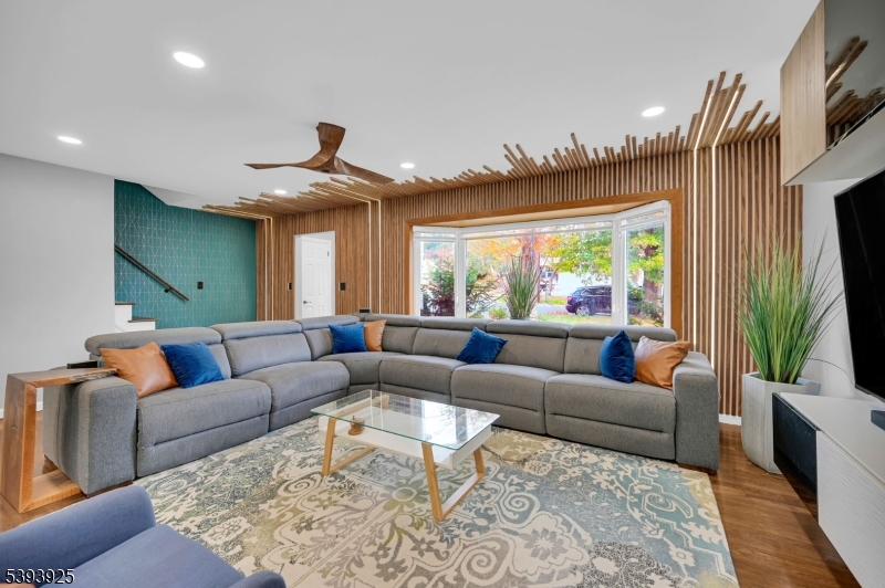 Hillside - Residential