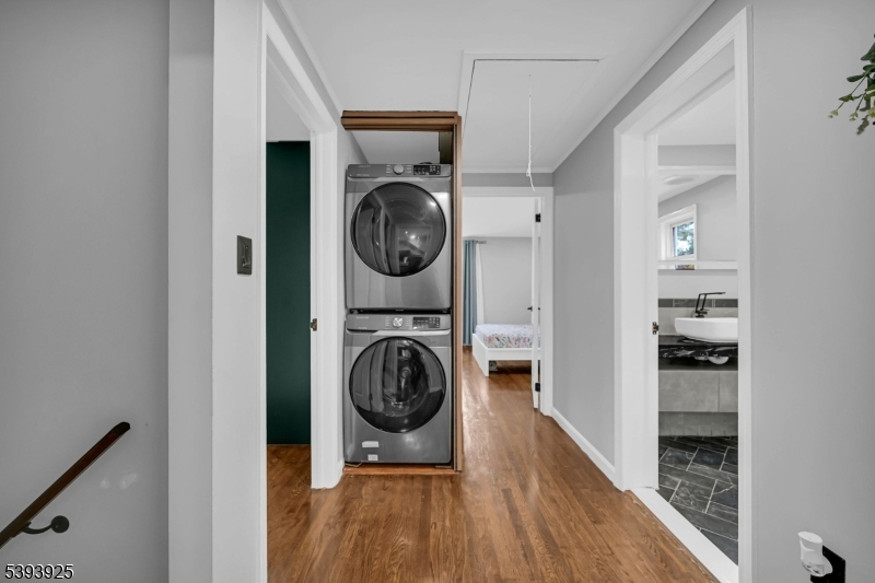 Hillside - Residential