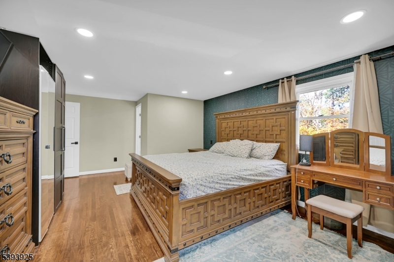 Hillside - Residential