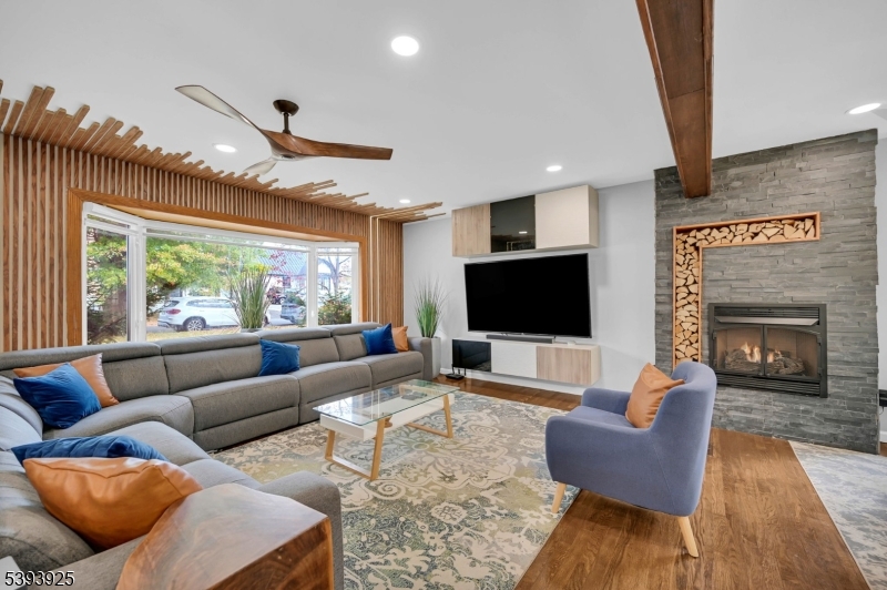 Hillside - Residential