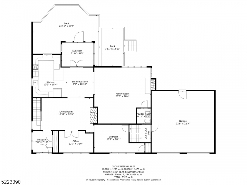 Main image without alt text