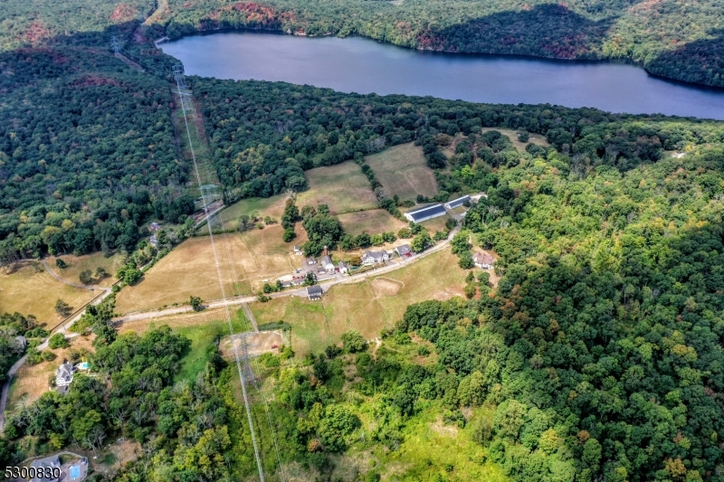 23 Charlottesburg Rd